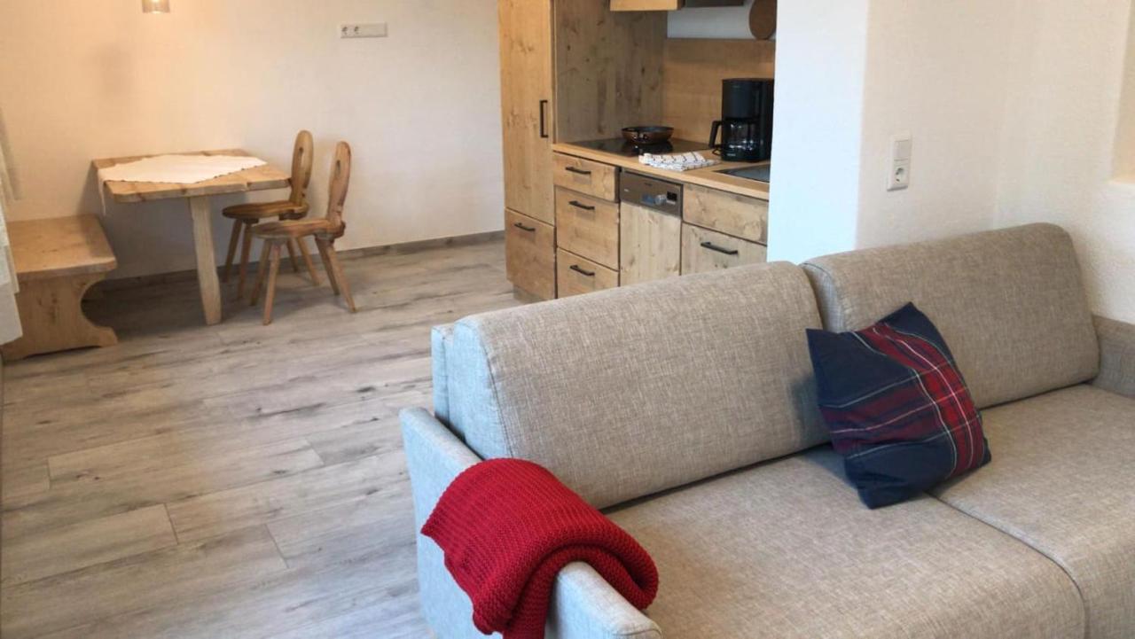 Birklstueberl Restaurant Und Appartement سيفيلد ان تيرول المظهر الخارجي الصورة