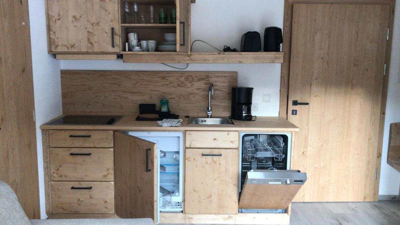 Birklstueberl Restaurant Und Appartement سيفيلد ان تيرول المظهر الخارجي الصورة