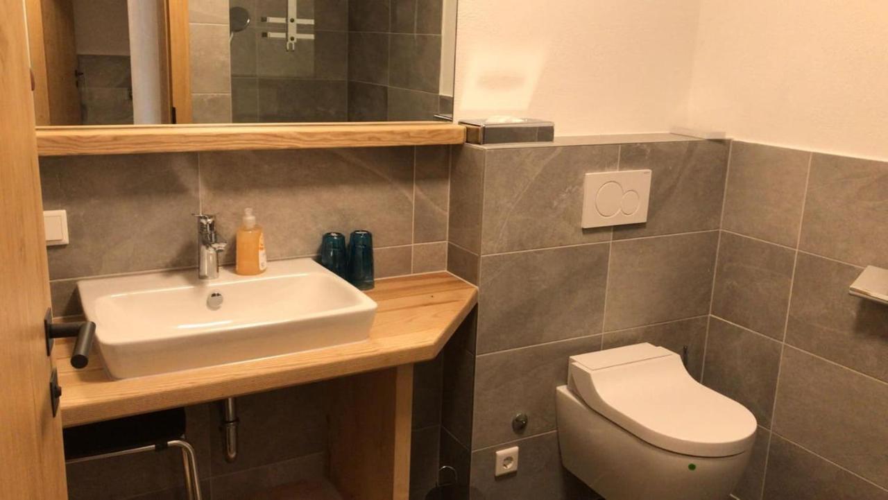 Birklstueberl Restaurant Und Appartement سيفيلد ان تيرول المظهر الخارجي الصورة